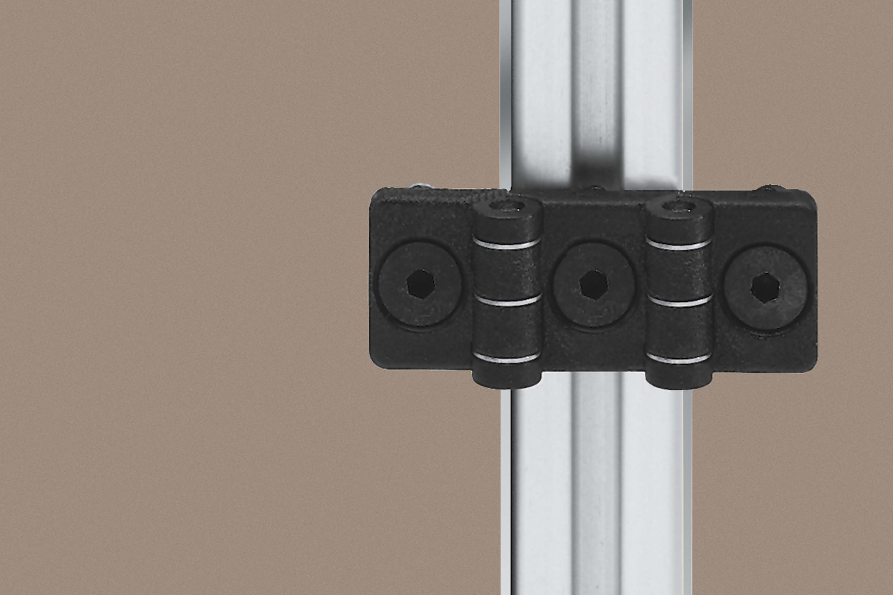 Double hinge PA